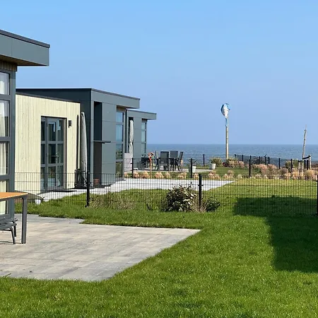 Enkhuizer Aiwenore Dritte Reihe Mit Zaun Haus Nr 246 Feriehus Enkhuizen