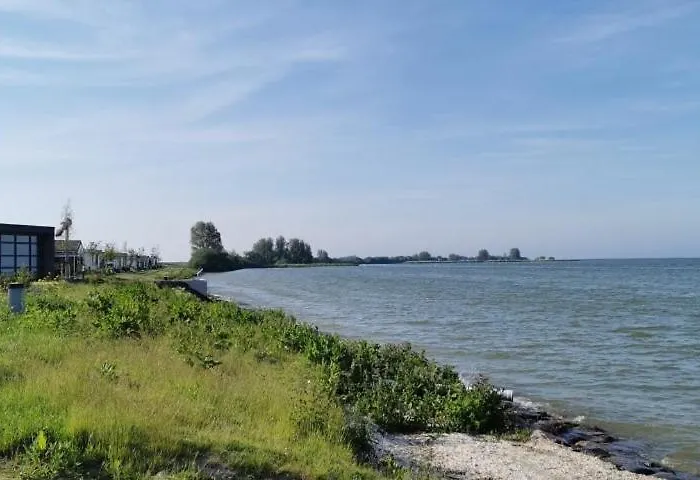 Enkhuizer Aiwenore Dritte Reihe Mit Zaun Haus Nr 246