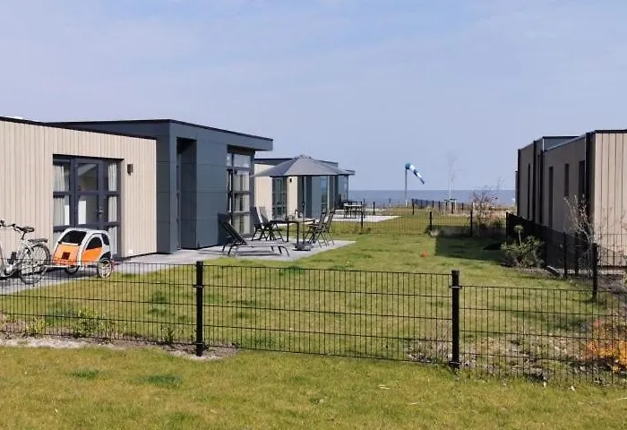 Enkhuizer Aiwenore Dritte Reihe Mit Zaun Haus Nr 246 恩克赫伊曾